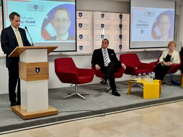 e-2023-05-11-a-03.07.35-1-600x450